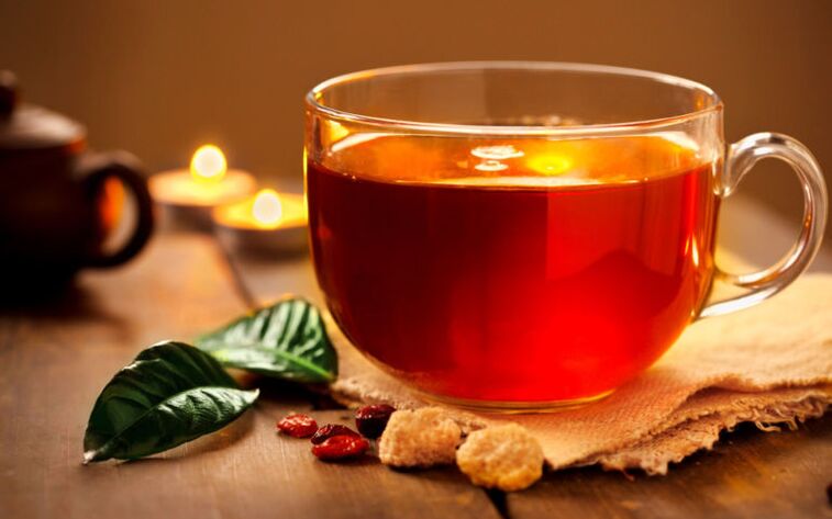 پینے کے کھانے کے مینو میں چینی کے بغیر چائے ایک مشروب ہے۔